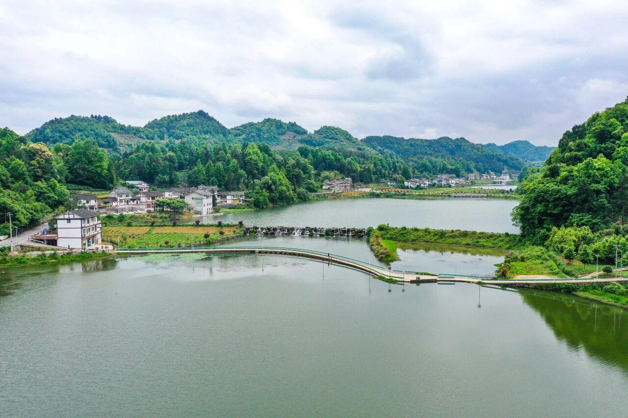 貴州省遵義市湄潭縣大溪溝生態(tài)清潔型小流域治理成效。潘希來 攝.jpg