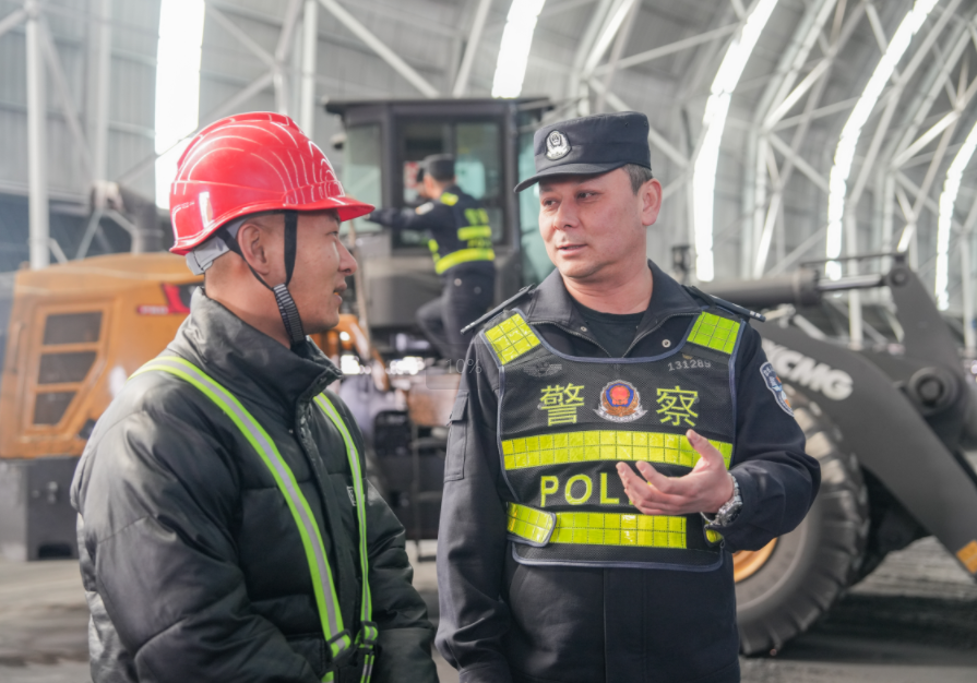 擰緊“安全閥” 護(hù)航“大通道”