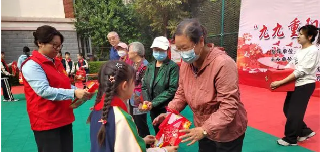 重陽將至，老人們“花式”過節(jié)