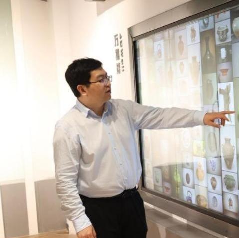 全國人大代表崔巖：加大創(chuàng)新投入與數(shù)據(jù)安全保障 讓人工智能研發(fā)、應(yīng)用、監(jiān)管安全可控